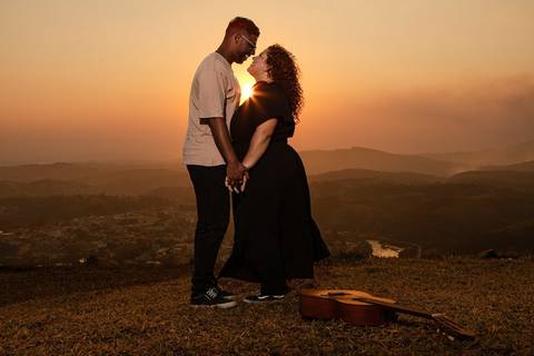 As melhores ideias e inspirações criativas de fotos de ensaio pré wedding no Morro do Capuava'