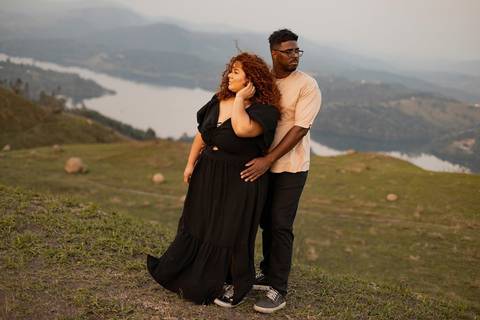 As melhores ideias e inspirações criativas de fotos de ensaio pré wedding no Morro do Capuava'