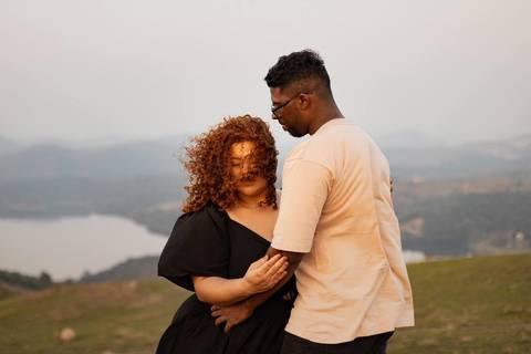 As melhores ideias e inspirações criativas de fotos de ensaio pré wedding no Morro do Capuava'