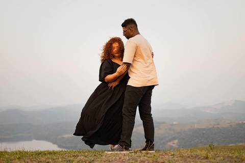 As melhores ideias e inspirações criativas de fotos de ensaio pré wedding no Morro do Capuava'