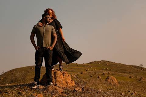 As melhores ideias e inspirações criativas de fotos de ensaio pré wedding no Morro do Capuava'