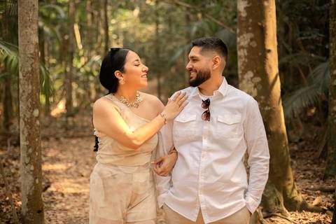 As melhores ideias e inspirações criativas de fotos de ensaio pré wedding Parque Burle Marx - Museu do Ipiranga - Centro Histórico - Casa do Saulo'