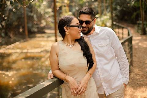 As melhores ideias e inspirações criativas de fotos de ensaio pré wedding Parque Burle Marx - Museu do Ipiranga - Centro Histórico - Casa do Saulo'