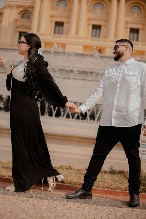 As melhores ideias e inspirações criativas de fotos de ensaio pré wedding Parque Burle Marx - Museu do Ipiranga - Centro Histórico - Casa do Saulo'