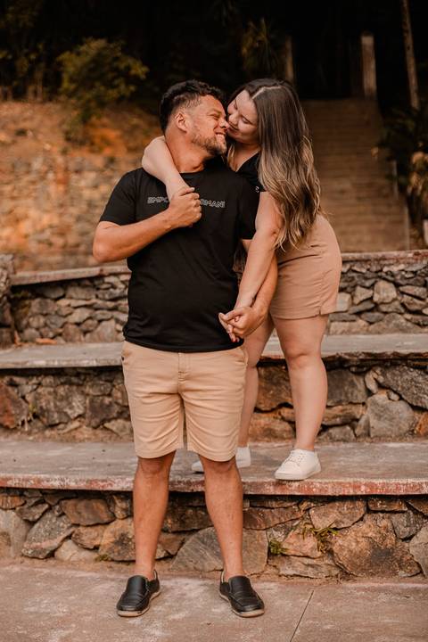 As melhores ideias e inspirações criativas de fotos de ensaio pré wedding na Brasital em São Roque'