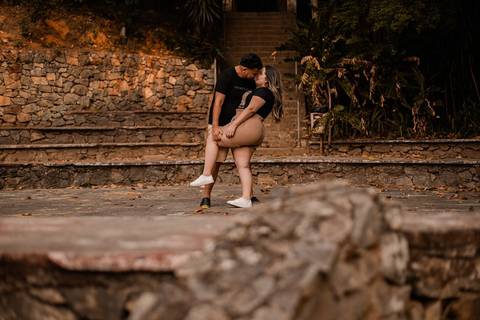 As melhores ideias e inspirações criativas de fotos de ensaio pré wedding na Brasital em São Roque'