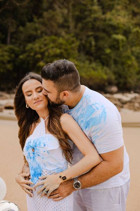 As melhores ideias e inspirações criativas de fotos do Chá Revelação na Praia com a Família'