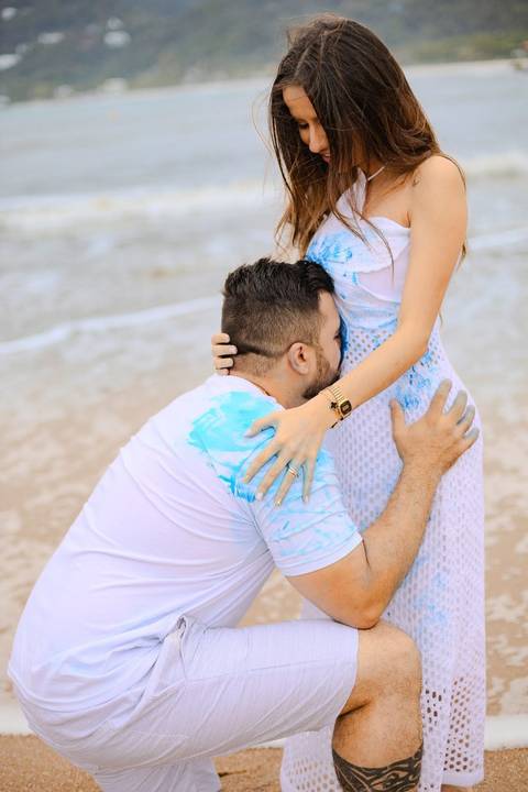 As melhores ideias e inspirações criativas de fotos do Chá Revelação na Praia com a Família'