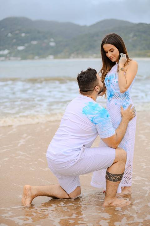 As melhores ideias e inspirações criativas de fotos do Chá Revelação na Praia com a Família'