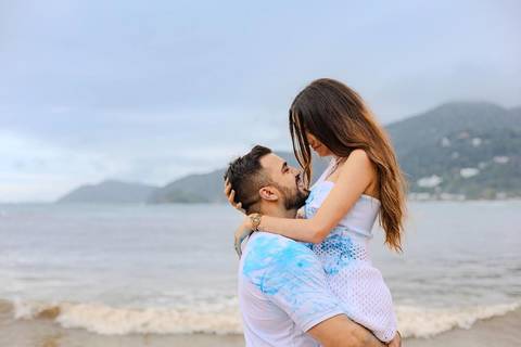 As melhores ideias e inspirações criativas de fotos do Chá Revelação na Praia com a Família'