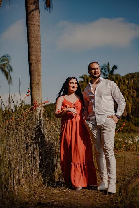 As melhores ideias e inspirações criativas de fotos de ensaio pré wedding no Jardim Botânico'