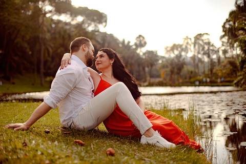 As melhores ideias e inspirações criativas de fotos de ensaio pré wedding no Jardim Botânico'
