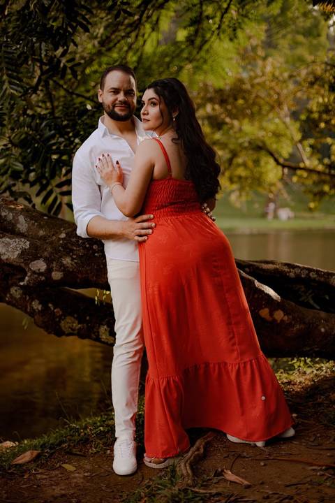 As melhores ideias e inspirações criativas de fotos de ensaio pré wedding no Jardim Botânico'