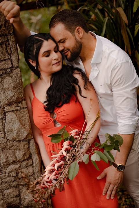 As melhores ideias e inspirações criativas de fotos de ensaio pré wedding no Jardim Botânico'