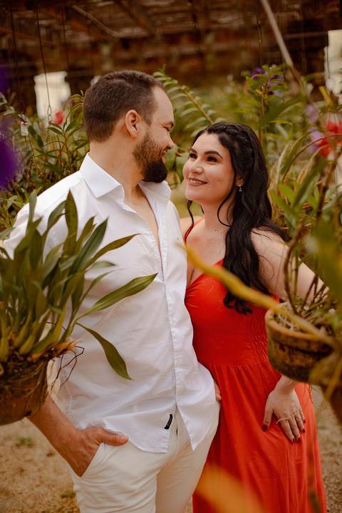 As melhores ideias e inspirações criativas de fotos de ensaio pré wedding no Jardim Botânico'