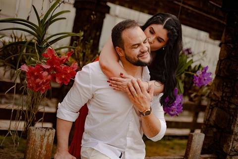 As melhores ideias e inspirações criativas de fotos de ensaio pré wedding no Jardim Botânico'