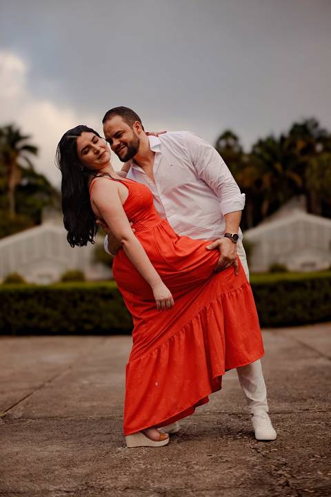 As melhores ideias e inspirações criativas de fotos de ensaio pré wedding no Jardim Botânico'