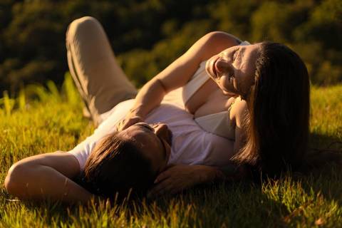 As melhores ideias e inspirações criativas de fotos de ensaio pré wedding em São Roque no Mirante do Saboó'