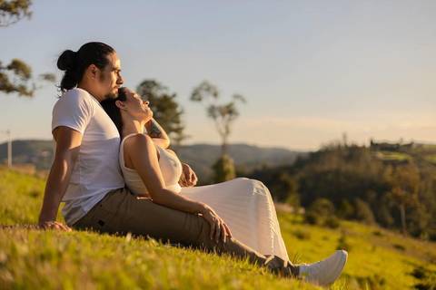 As melhores ideias e inspirações criativas de fotos de ensaio pré wedding em São Roque no Mirante do Saboó'