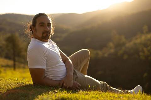 As melhores ideias e inspirações criativas de fotos de ensaio pré wedding em São Roque no Mirante do Saboó'