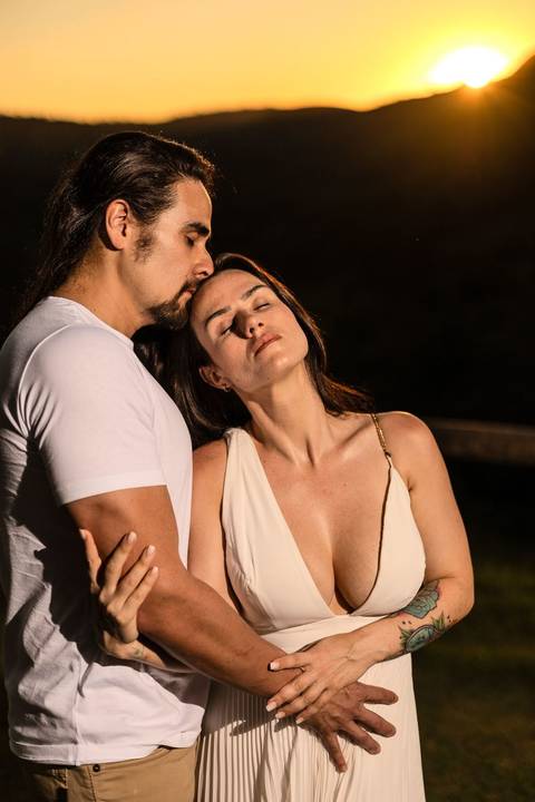 As melhores ideias e inspirações criativas de fotos de ensaio pré wedding em São Roque no Mirante do Saboó'