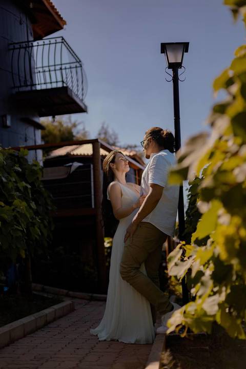 As melhores ideias e inspirações criativas de fotos de ensaio pré wedding em São Roque - Vinícola XV de Novembro'