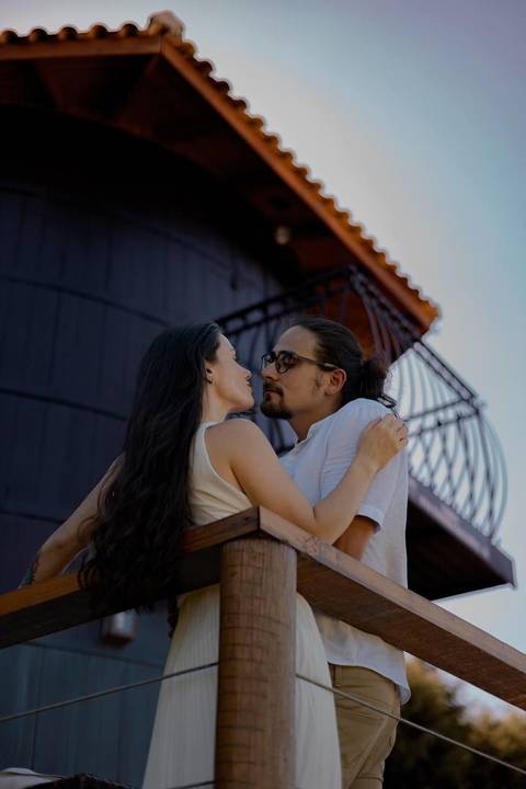 As melhores ideias e inspirações criativas de fotos de ensaio pré wedding em São Roque - Vinícola XV de Novembro'