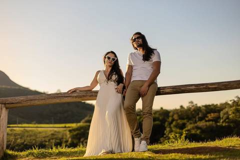 As melhores ideias e inspirações criativas de fotos de ensaio pré wedding em São Roque no Mirante do Saboó'