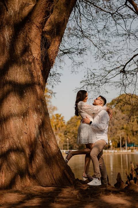 As melhores ideias e inspirações criativas de fotos de ensaio pré wedding no Parque Horto Florestal'