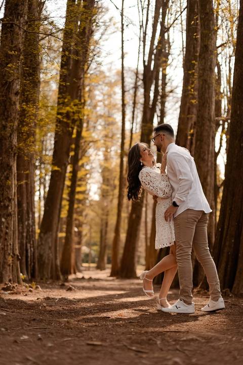 As melhores ideias e inspirações criativas de fotos de ensaio pré wedding no Parque Horto Florestal'