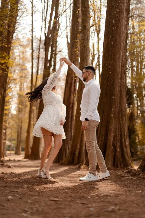 As melhores ideias e inspirações criativas de fotos de ensaio pré wedding no Parque Horto Florestal'