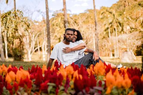 As melhores ideias e inspirações criativas de fotos de ensaio pré wedding no Jardim Botânico'