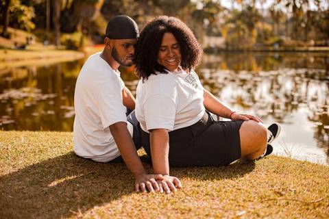 As melhores ideias e inspirações criativas de fotos de ensaio pré wedding no Jardim Botânico'