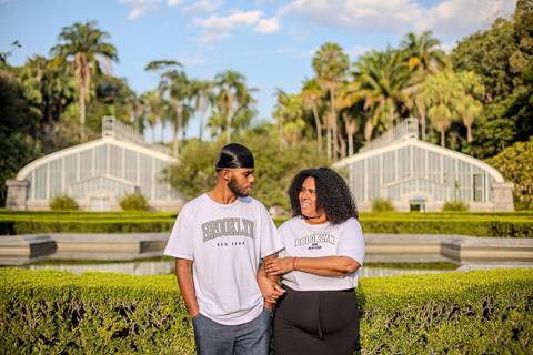 As melhores ideias e inspirações criativas de fotos de ensaio pré wedding no Jardim Botânico'