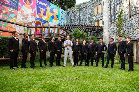 As melhores ideias e inspirações criativas de fotos de casamento no Espaço Villa das Estações Buffet'