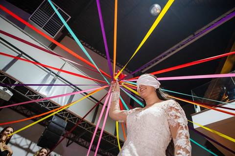 As melhores ideias e inspirações criativas de fotos de casamento no Espaço Villa das Estações Buffet'