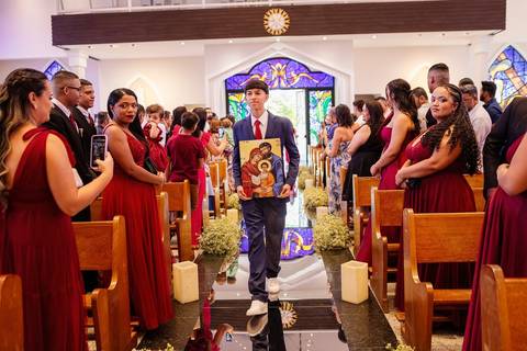 As melhores ideias e inspirações criativas de fotos de casamento na Cerimônia na Igreja Santuário Nossa Senhora de Fátima'
