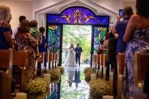As melhores ideias e inspirações criativas de fotos de casamento na Cerimônia na Igreja Santuário Nossa Senhora de Fátima'