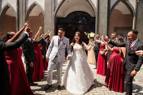 As melhores ideias e inspirações criativas de fotos de casamento na Cerimônia na Igreja Santuário Nossa Senhora de Fátima'
