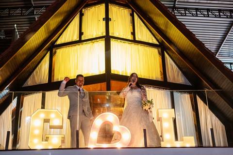 As melhores ideias e inspirações criativas de fotos de casamento no Espaço Villa das Estações Buffet'