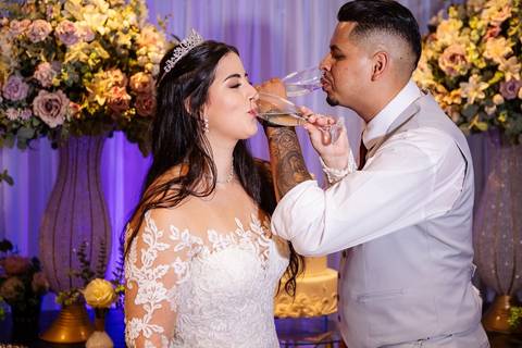 As melhores ideias e inspirações criativas de fotos de casamento no Espaço Villa das Estações Buffet'