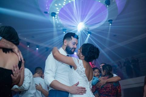 As melhores ideias e inspirações criativas de fotos de casamento no Espaço Karinas'