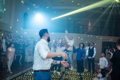 As melhores ideias e inspirações criativas de fotos de casamento no Espaço Karinas'