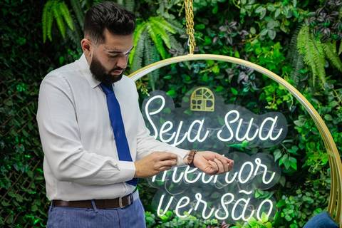 As melhores ideias e inspirações criativas de fotos de casamento do making of do noivo na Barbearia'