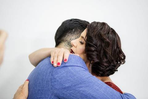 As melhores ideias e inspirações criativas de fotos de casamento do making of do noivo na Barbearia'