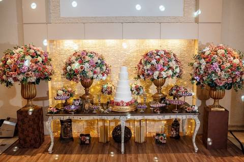 As melhores ideias e inspirações criativas de fotos da decoração de casamento no Espaço Karinas'