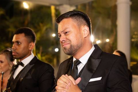 As melhores ideias e inspirações criativas de fotos de casamento registradas por fotógrafos profissionais de eventos da empresa Criativus Foto e Vídeo no momento da cerimônia Espaço Reis Quinta dos Sonhos'