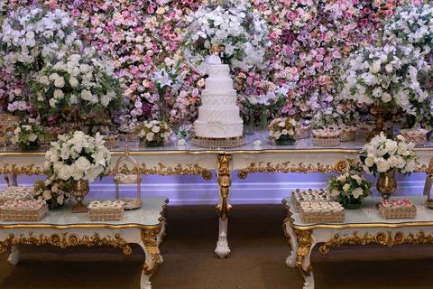 As melhores ideias e inspirações criativas de fotos de casamento registradas por fotógrafos profissionais de eventos da empresa Criativus Foto e Vídeo no Espaço Reis Quinta dos Sonhos'