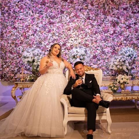 As melhores ideias e inspirações criativas de fotos de casamento registradas por fotógrafos profissionais de eventos da empresa Criativus Foto e Vídeo na recepção protocolar no Espaço Reis Quinta dos Sonhos'