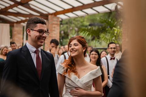 As melhores ideias e inspirações criativas de fotos de casamento registradas por fotógrafos profissionais de eventos da empresa Criativus Foto e Vídeo no Espaço Buffet Ranch Life: Fotos do momento da cerimônia'